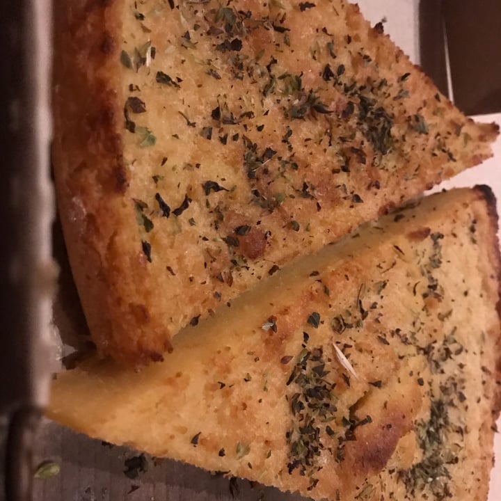 photo of Pizza Vegana Fainá shared by @ladybiird on  12 Oct 2021 - review