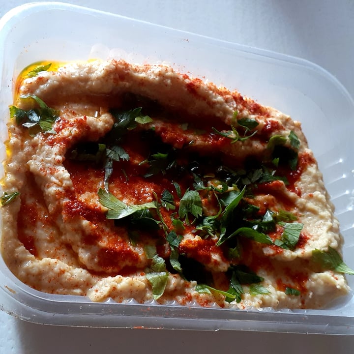 photo of Pizzanesas Hummus de garbanzos shared by @mmmore1 on  11 Feb 2021 - review