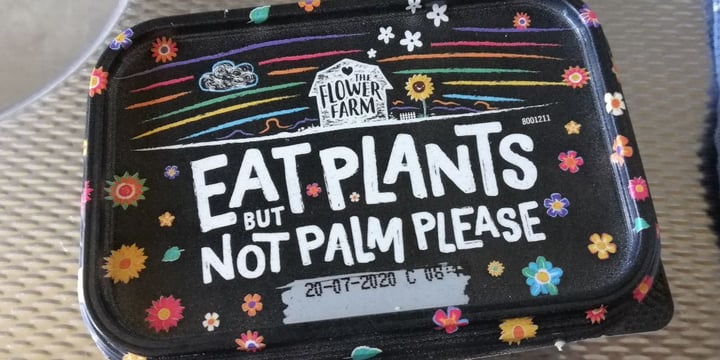 photo of Flower Farm Eat plants but not palm please shared by @frenks on  11 Apr 2020 - review