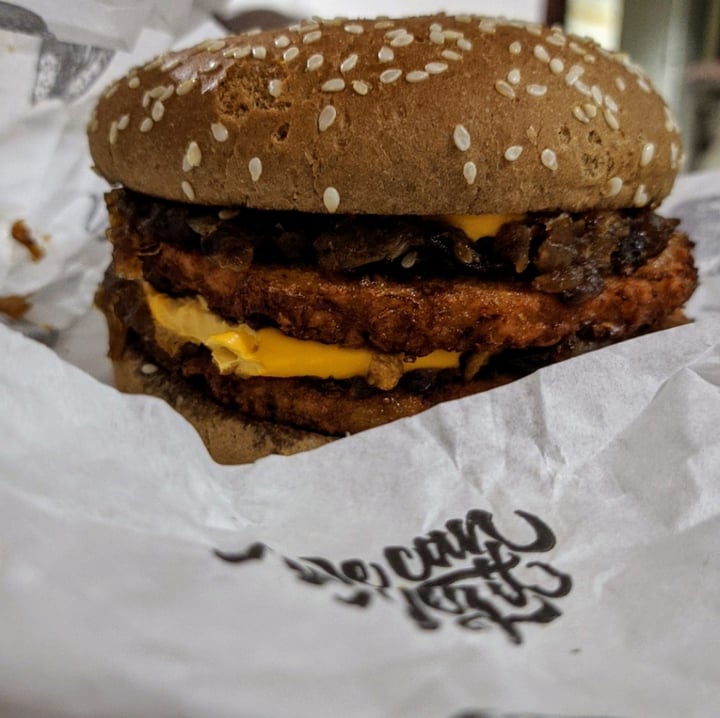 photo of We Can Veg It Double chicken cheddar shared by @alexandremestrela on  31 Oct 2021 - review