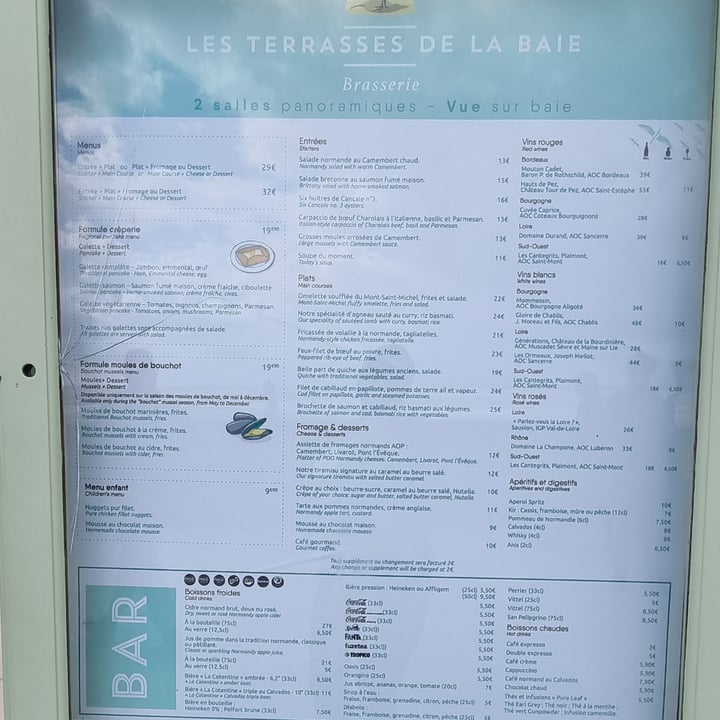 review photo of LES TERRASSES DE LA BAIE Gallette Vègétarienne shared by @soythecat on 09 Sep 2022 - review
