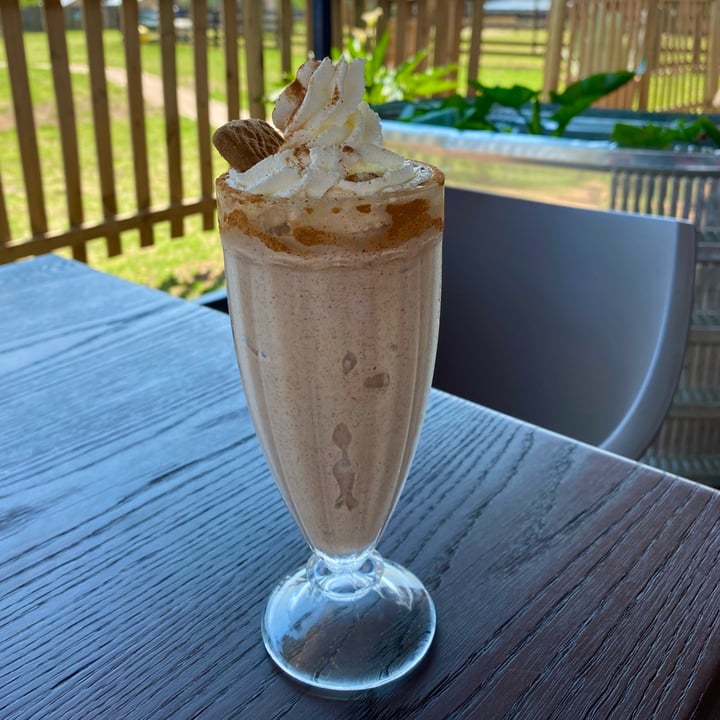 review photo of Asher's Corner Cafe @ Ashers Farm Sanctuary Milktart Mylkshake shared by @lilandiniemand on 16 Oct 2021 - review