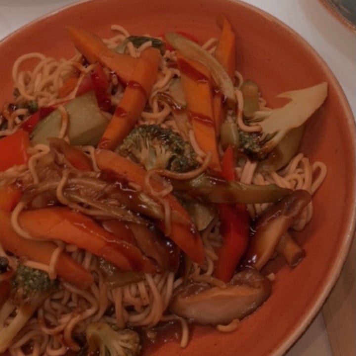 photo of UDON Fan Vegan Yakisoba shared by @isabel17 on  03 Feb 2021 - review