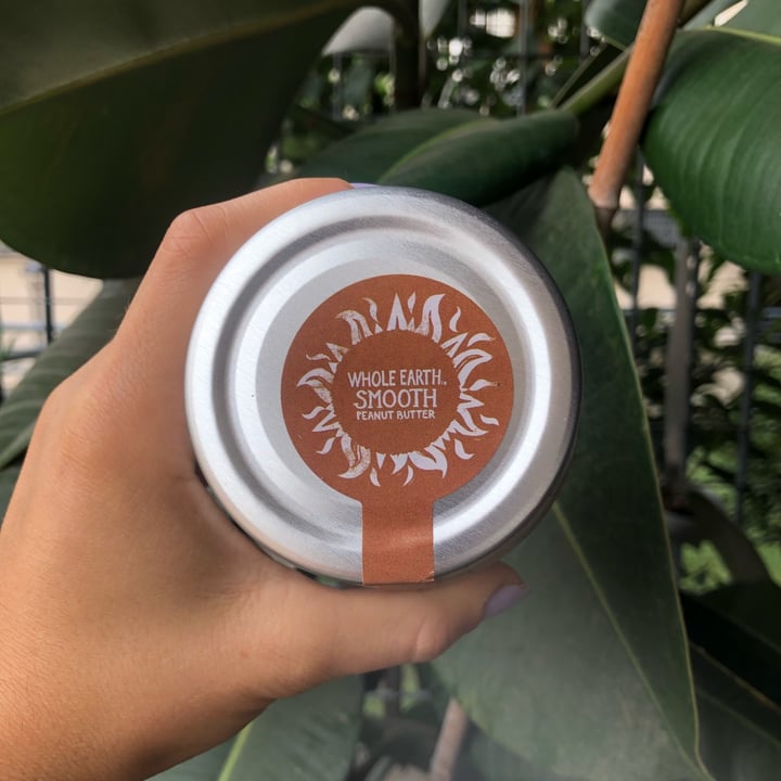photo of Whole Earth Smooth Peanut Butter shared by @nenermind on  17 Aug 2022 - review