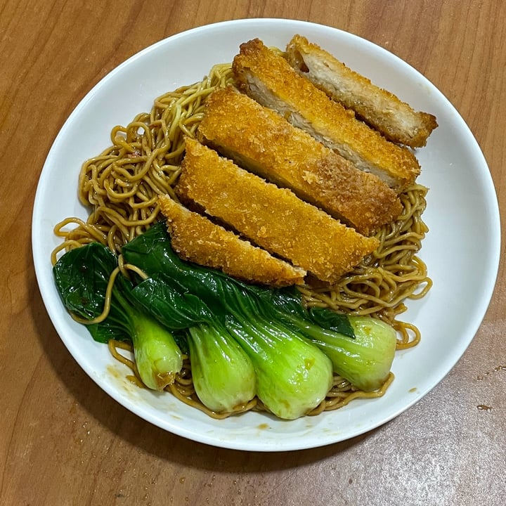 photo of Green Bliss Habitat Chicken Cutlet Dry Noodles shared by @thumbelinasana on  27 Nov 2021 - review