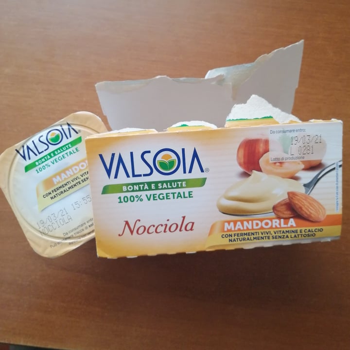 photo of Valsoia Nocciola Mandorla shared by @owly on  22 Apr 2021 - review