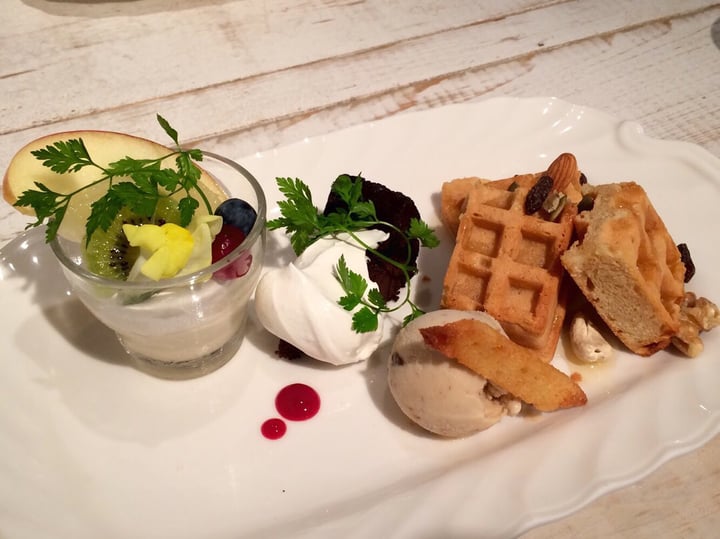 photo of Ain Soph. Journey Shinjuku Some kind of dessert platter shared by @gracetjq on  13 Nov 2018 - review