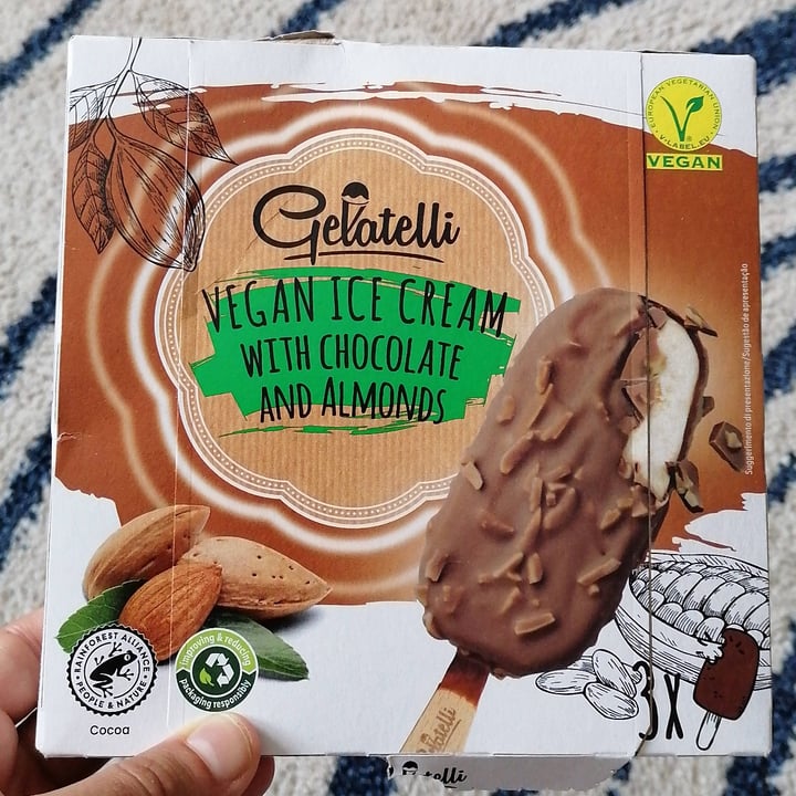 photo of Gelatelli Vegan Ice Cream with Chocolate and Almonds shared by @jack92 on  26 Jun 2022 - review