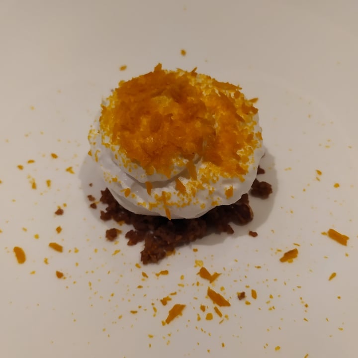 review photo of Le Radici Ristorante Spuma Al Cocco Con Crumble Croccante shared by @peperonebio on 02 Apr 2022 - review