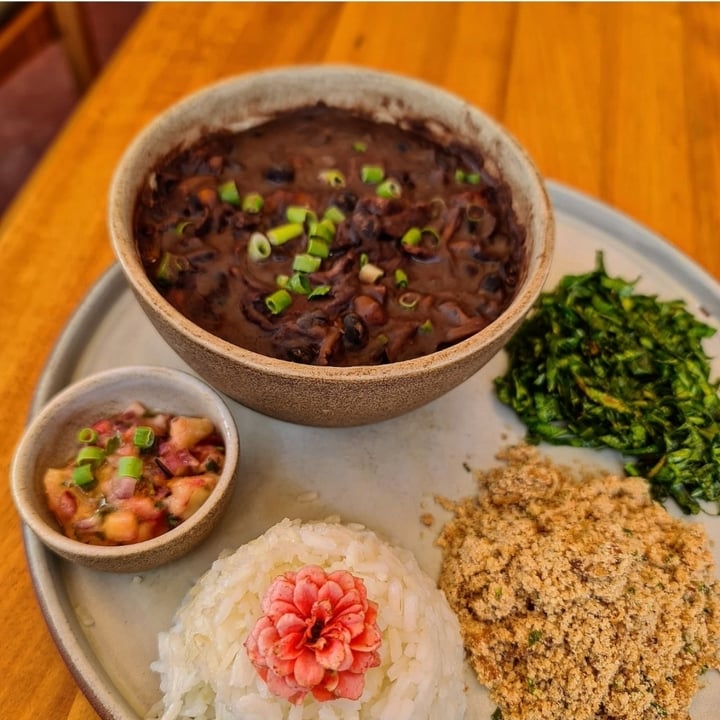 review photo of Cajuí Feijoada shared by @ingreedleite on 29 Apr 2022 - review