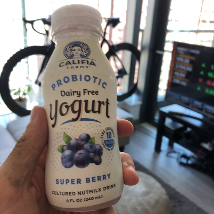photo of Califia Farms Probiotic Dairy Free Yogurt Drink Super Berry shared by @wongtonmee on  13 Jul 2020 - review