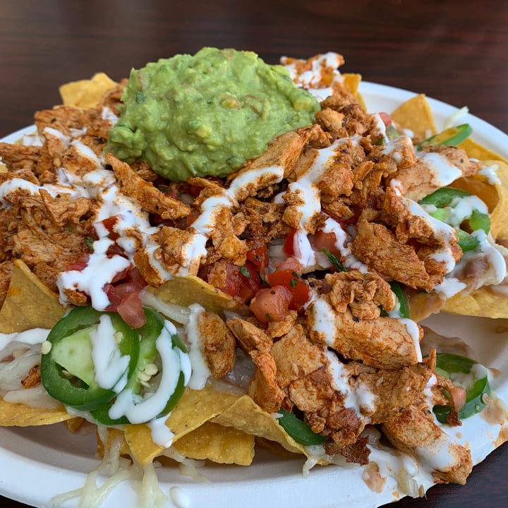 photo of El Cantaro Nachos shared by @veganpetite on  21 Sep 2020 - review