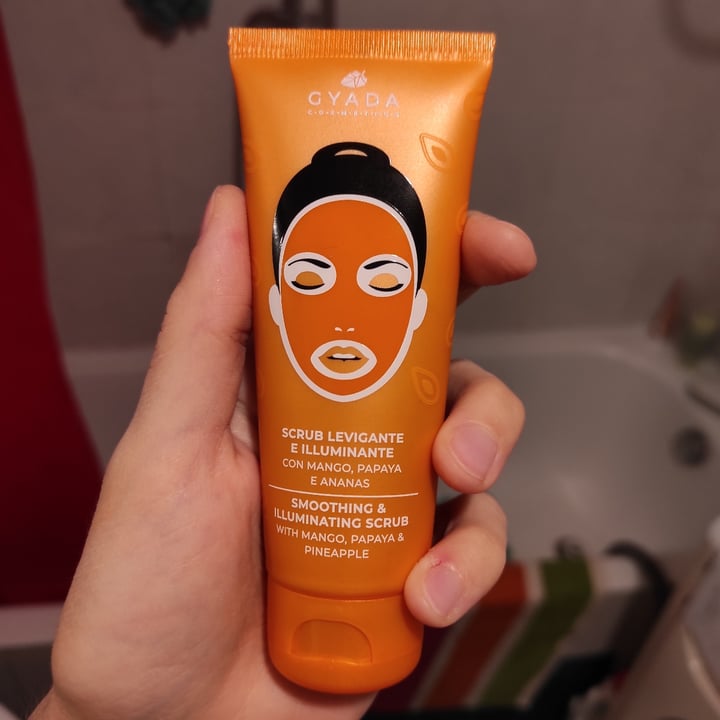 photo of Gyada Cosmetics Scrub Levigante e Illuminante shared by @francescaf on  12 Nov 2022 - review