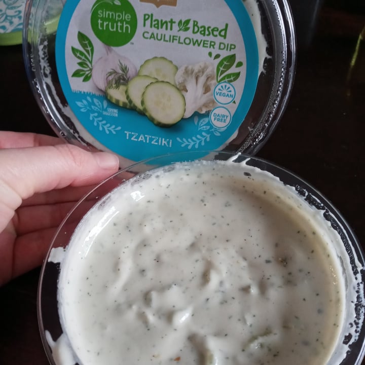 photo of Simple Truth Tzatziki Plant-Based Cauliflower Dip shared by @chipsicecream on  26 Mar 2021 - review