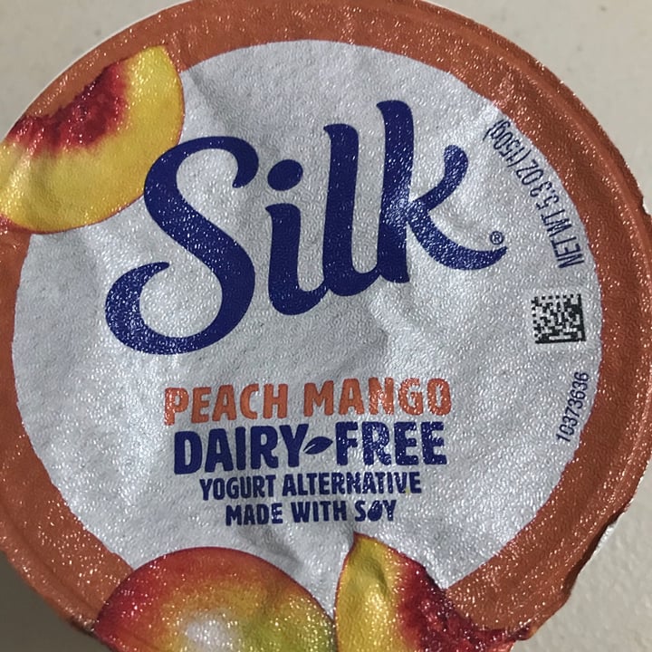 photo of Silk Peach Mango Dairy Free Yogurt alternative shared by @ishagzz on  27 Feb 2021 - review