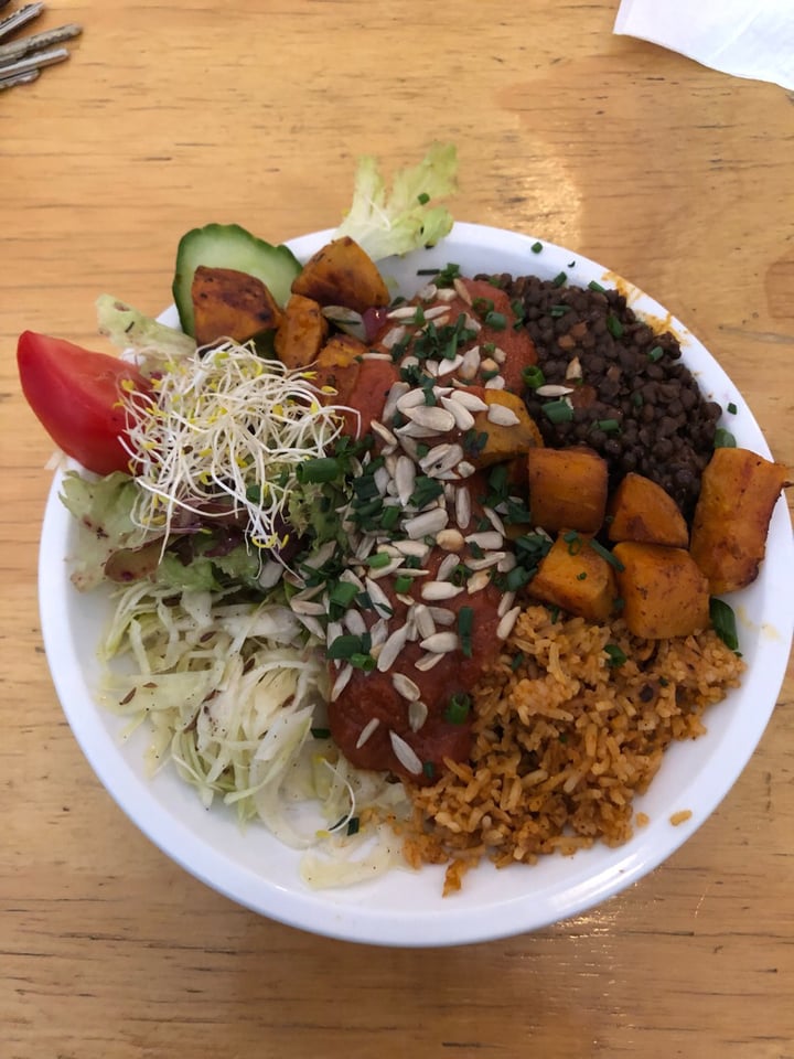photo of Kombüse - Vegetarische Küche Beluga Bowl shared by @jaga94 on  19 Sep 2019 - review