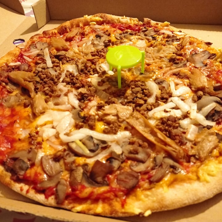 photo of Telepizza - Comida a domicilio Pizza Montana Vegui shared by @conchipiron on  09 Feb 2021 - review