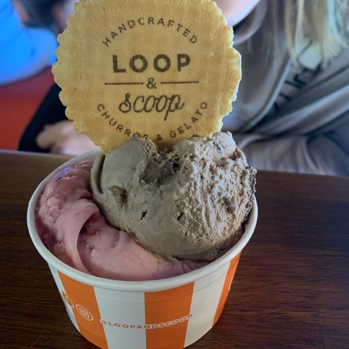 photo of Loop & Scoop Strongbow Dark fruit And Oreo Ice Cream shared by @aimeelogue on  29 Apr 2021 - review