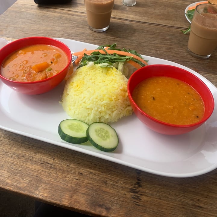 photo of Lentil As Anything, St Kilda Curry of the day shared by @alxvgnmelb on  09 Jan 2022 - review