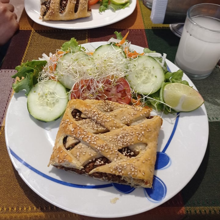 photo of Musabbaha pasteles Filete Wellington shared by @mayraponze on  23 Sep 2022 - review