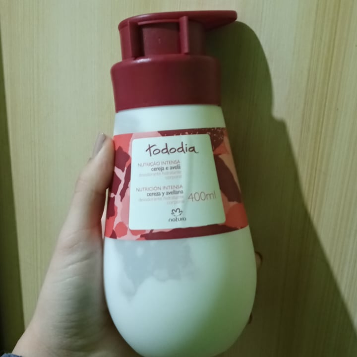 photo of Natura Crema Para El Cuerpo Frambuesa Y Pimienta Rosa  shared by @linavegan on  07 Jun 2020 - review