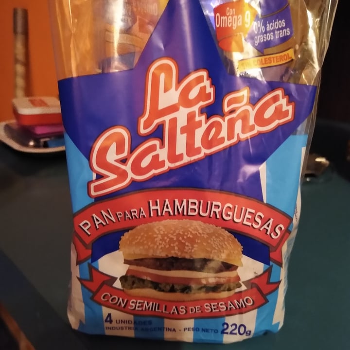 photo of La Salteña Pan para Hamburguesas con Semillas de Sésamo shared by @vicky95 on  27 Nov 2020 - review