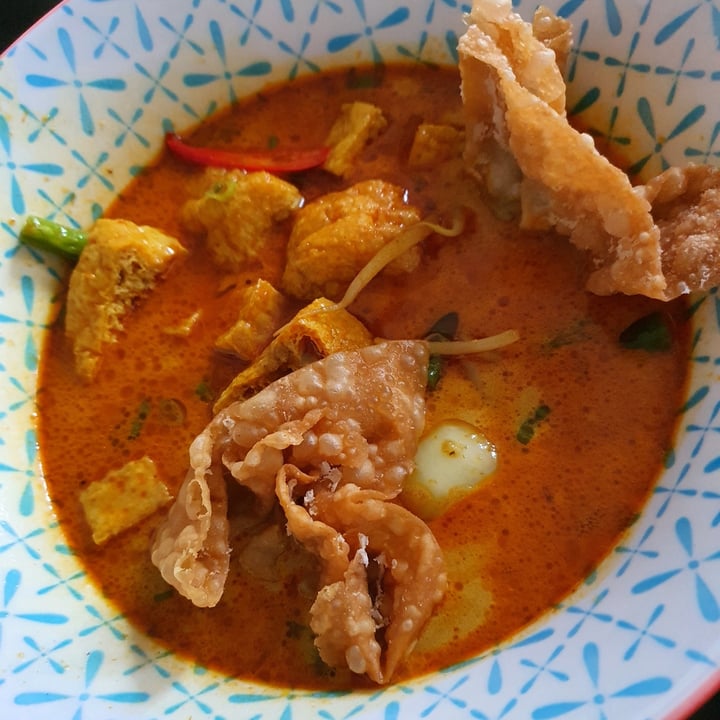 review photo of Suissi Vegan Asian Kitchen Curry Laksa shared by @reverse-eng-vegan on 28 Jun 2020 - review