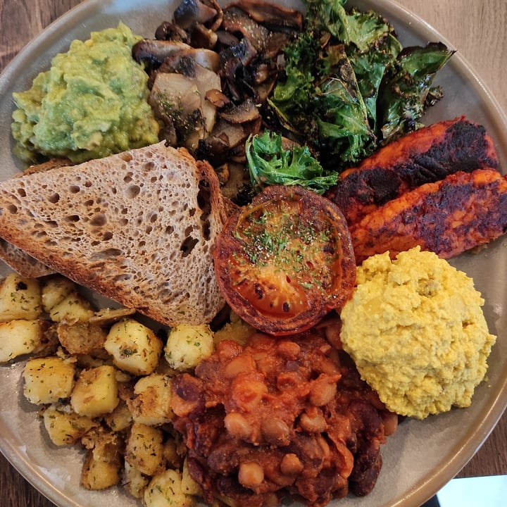 photo of Vegivores Vegivores Breakfast shared by @tuscanvegan on  07 Jan 2022 - review