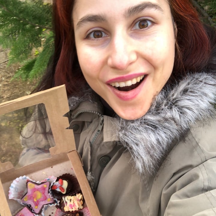 review photo of Loving Hut Christmas Box shared by @marinavlaykova on 27 Dec 2020 - review