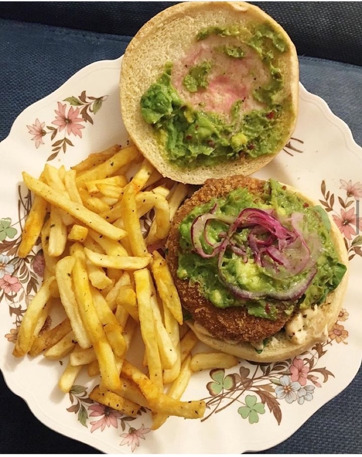 photo of Turtle Bay Guildford Vegan Motherclucker shared by @veganguildford on  03 Jan 2020 - review