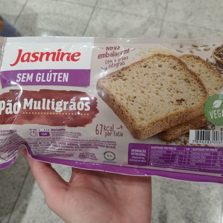 photo of Jasmine Pão Multigrãos shared by @camilahipolito on  18 Aug 2022 - review