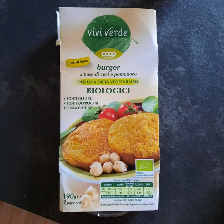 photo of Viviverde coop burger biologici Burger A Base Di Ceci E Pomodori shared by @emiott on  20 Jul 2022 - review