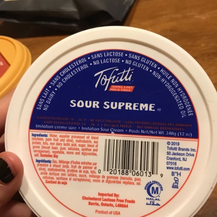 review photo of Tofutti Tofutti sour supreme shared by @antispeciste on 02 Dec 2021 - review