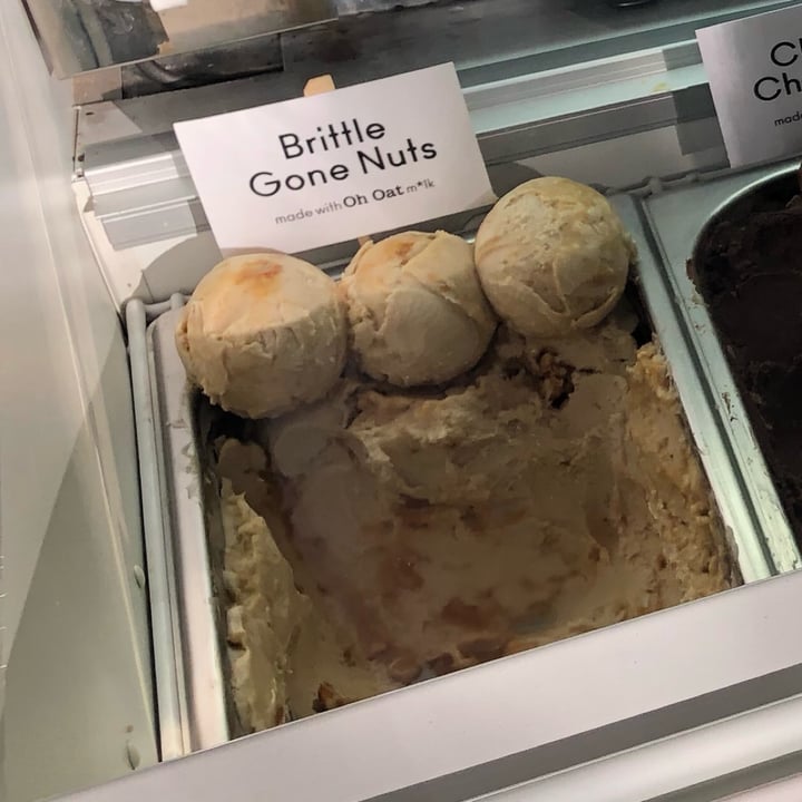 photo of ditto Brittle Gone Nuts shared by @zsuz on  18 Mar 2022 - review