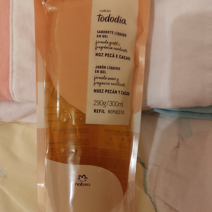 photo of Natura tododia jabon líquido nuez pecán y cacao repuesto shared by @lupita17 on  19 Sep 2022 - review