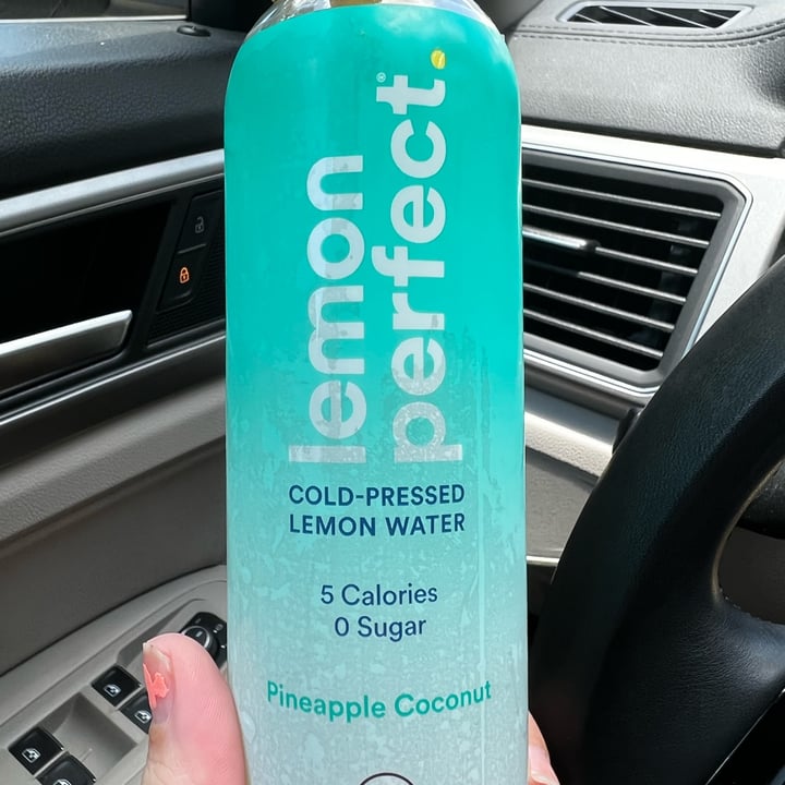 photo of Lemon perfect Pineapple coconut cold-pressed lemon water shared by @dlynn1921 on  29 Jul 2022 - review
