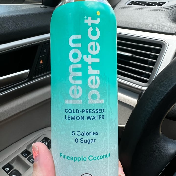 review photo of Lemon perfect Pineapple coconut cold-pressed lemon water shared by @dlynn1921 on 29 Jul 2022 - review