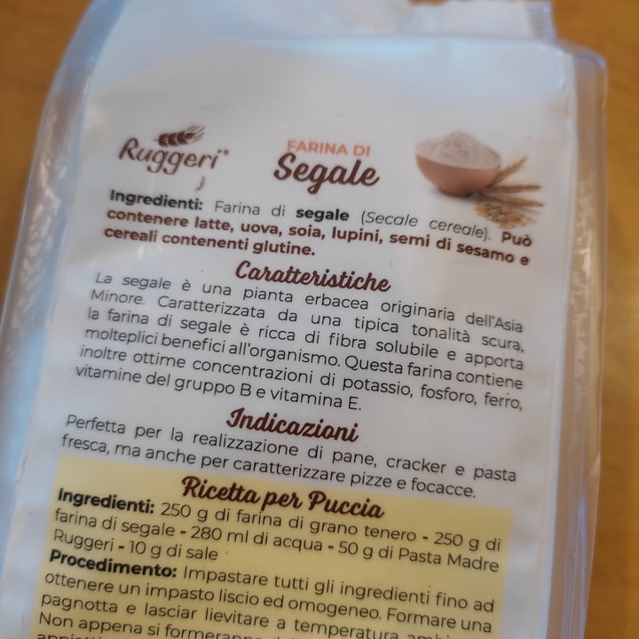 review photo of Ruggeri laboratorio italiano farine Farina Di segale shared by @melybz on 02 Oct 2022 - review