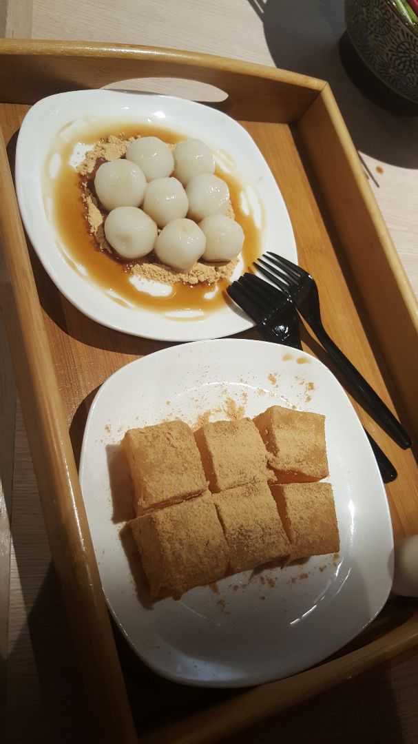 photo of Tsujiri Restaurant Warabimochi & Kinako shared by @alexi on  25 Dec 2018 - review