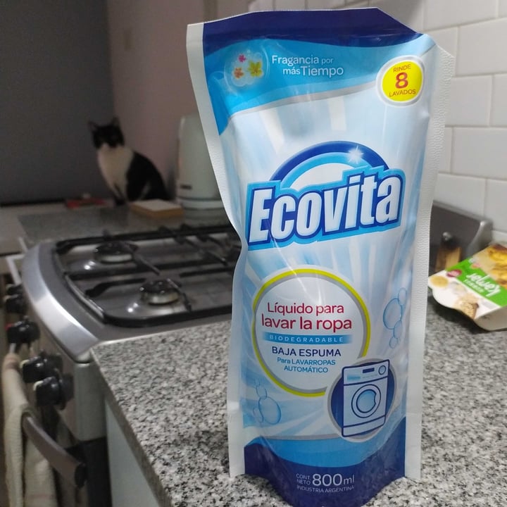 photo of Ecovita Líquido para Lavar Ropa shared by @micaquij on  02 Aug 2022 - review