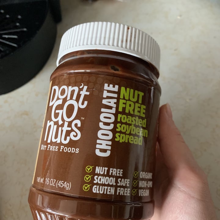 photo of don’t go nuts chocolate nut free roasted soybean spread shared by @caitlinandmj on  02 May 2020 - review