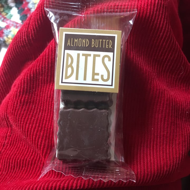 photo of Pret A Manger Almond butter bites shared by @katelouisepowell on  30 Mar 2019 - review