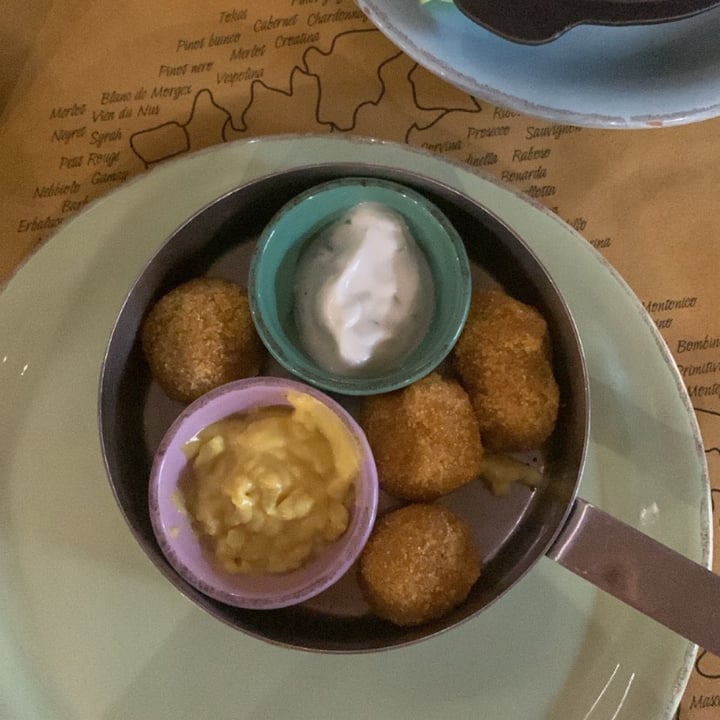 photo of Buddy Italian Restaurant Cafè Falafel With Vegan Cheese And Vegan Mayo shared by @greenforourplanet on  12 Jul 2022 - review