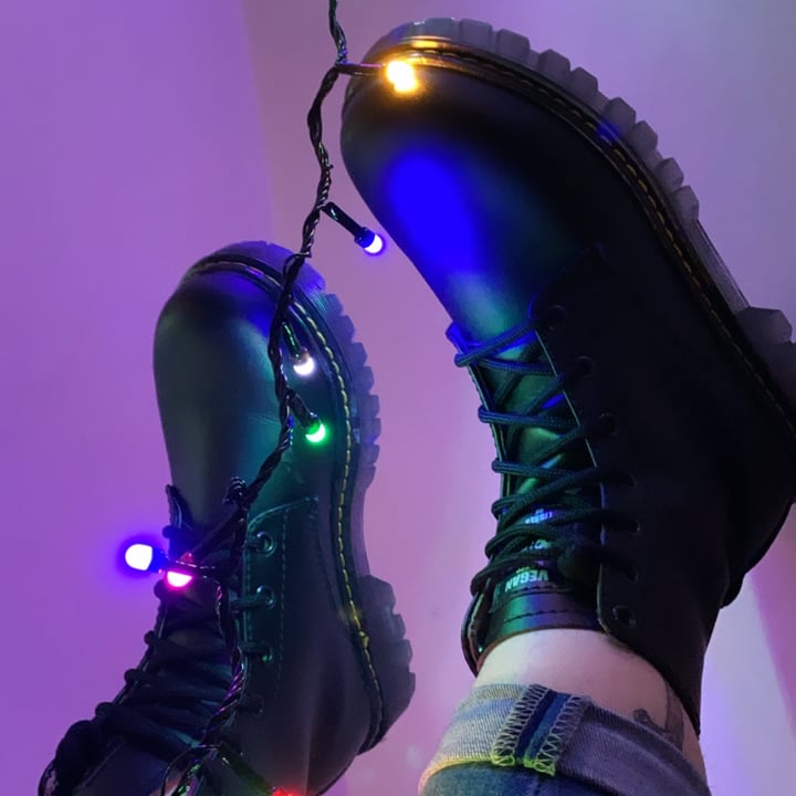 photo of Vegan Boots México Botas Imitación Piel 7 ojillos shared by @anacasillas on  12 Dec 2020 - review