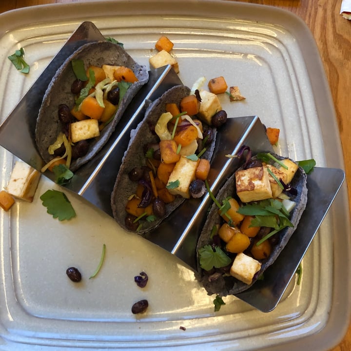 photo of Bodega Leicester Tofu, Sweet Potato & Black Bean Taco shared by @rikesh on  12 Aug 2020 - review