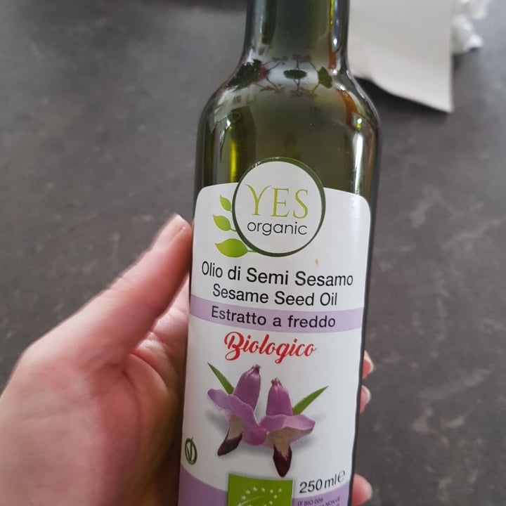 photo of Yes organic Olio di semi di Sesamo shared by @bonnie83 on  09 Apr 2022 - review
