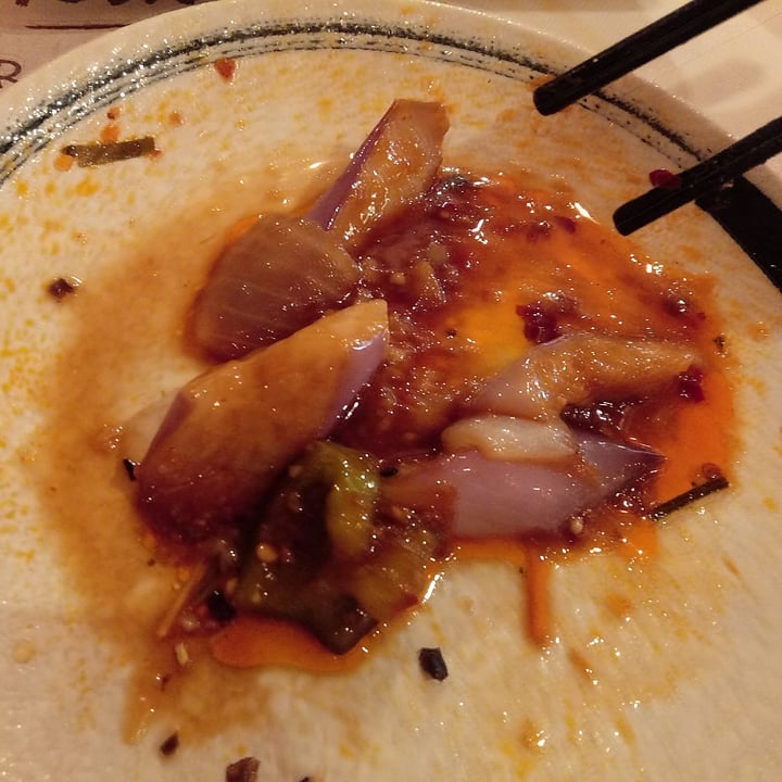 photo of Ravioli Wang Melanzane Cinesi Saltate Con Salsa Di Soya shared by @lapao on  24 Aug 2021 - review