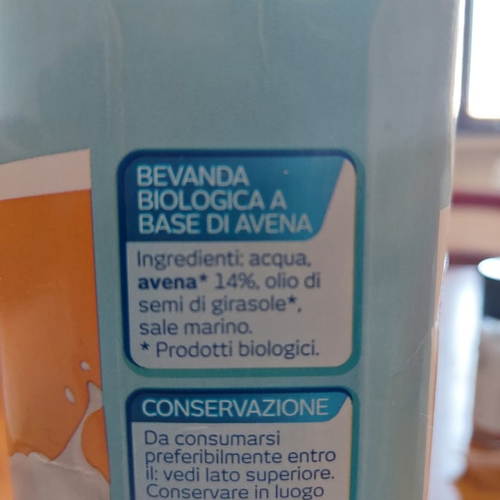 photo of Vivi bene selex Bevanda biologica a base di avena shared by @lazycrazyveg on  26 Mar 2022 - review