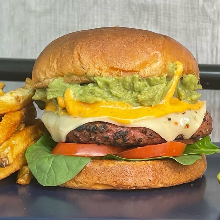 photo of Zammy's Vegan Kitchen Zack Burger shared by @zammysvegan on  19 May 2022 - review