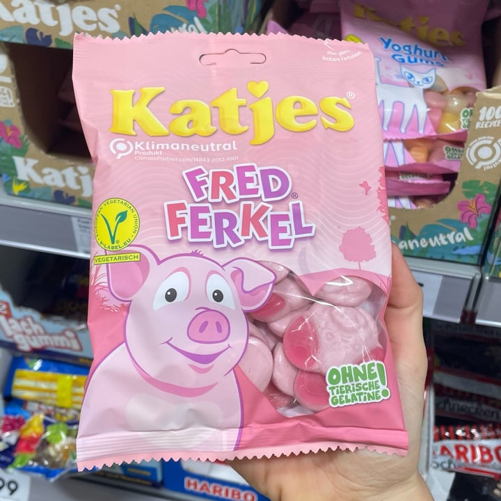 review photo of Katjes Fred Ferkel shared by @unanaiveincucina on 13 Apr 2022 - review